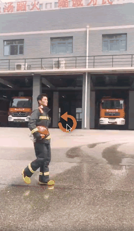 嗯哼跑着变成杜江
