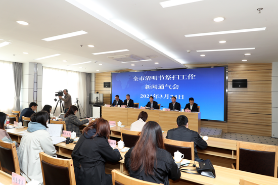 摄影:王孟举