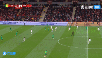 恩迪亚耶单刀射门被扑