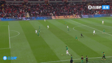 恩内斯里头球偏出