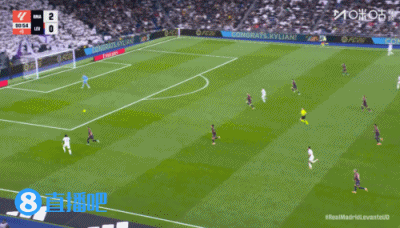 居莱尔射门偏出