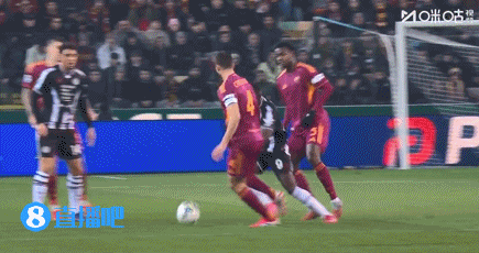 凯南·戴维斯领黄牌