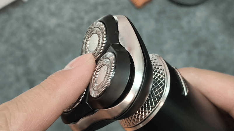 未野MAX剃鬚刀：23000高轉速，千元級享受！_新浪眾測