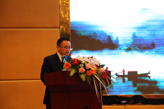 郴州市旅游外事侨务局党组书记、局长吴其龙推介“锦绣潇湘·别样郴州”全域旅游卡