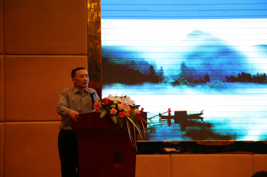 湖南省旅游发展委员会信息中心副主任唐小龙讲话