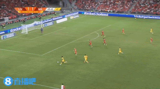 AC米兰4-2利物浦 莱奥传射奥卡福双响索博吊射利物浦后防送礼