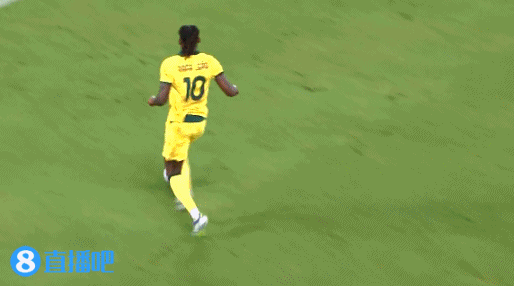 AC米兰4-2利物浦 莱奥传射奥卡福双响索博吊射利物浦后防送礼