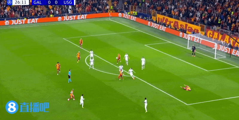 欧冠3连胜终结！加拉塔萨雷0-1圣吉尔联合 戴维制胜球萨拉中柱