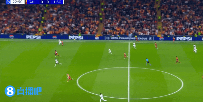 欧冠3连胜终结！加拉塔萨雷0-1圣吉尔联合 戴维制胜球萨拉中柱