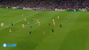 5战全胜登顶！阿森纳3-1力克拜仁 廷伯小马丁破门诺伊尔超巨失误