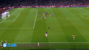 5战全胜登顶！阿森纳3-1力克拜仁 廷伯小马丁破门诺伊尔超巨失误