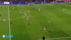 5战全胜登顶！阿森纳3-1力克拜仁 廷伯小马丁破门诺伊尔超巨失误