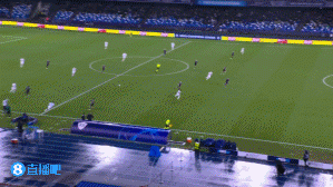 那不勒斯2-0卡拉巴赫 霍伊伦失点麦克托米奈破门+造乌龙