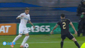 那不勒斯2-0卡拉巴赫 霍伊伦失点麦克托米奈破门+造乌龙