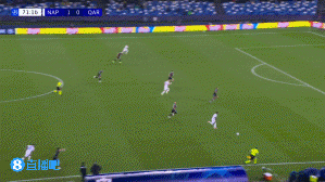 那不勒斯2-0卡拉巴赫 霍伊伦失点麦克托米奈破门+造乌龙