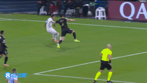 那不勒斯2-0卡拉巴赫 霍伊伦失点麦克托米奈破门+造乌龙