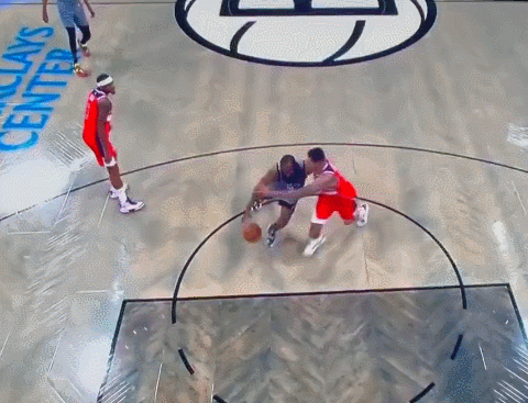 哈登就是要不到犯规。