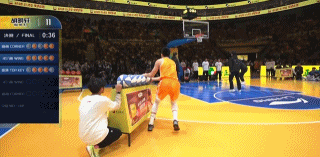 胡明轩投篮动作2