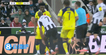 各赛事3连胜!纽卡2-0热刺进联赛杯8强 沃尔特马德破门沙尔建功