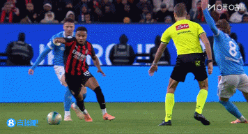 卫冕冠军出局！那不勒斯2-0米兰进意超杯决赛 内雷斯、霍伊伦破门