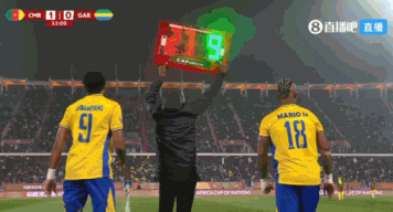 非洲杯-喀麦隆1-0加蓬取开门红 姆伯莫助攻艾永制胜巴莱巴伤退