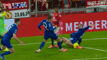 3轮不胜！曼联0-1十人埃弗顿 盖耶内讧掌掴队友直红B费失良机