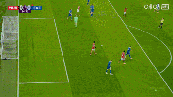 3轮不胜！曼联0-1十人埃弗顿 盖耶内讧掌掴队友直红B费失良机