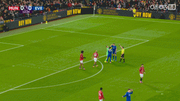 3轮不胜！曼联0-1十人埃弗顿 盖耶内讧掌掴队友直红B费失良机