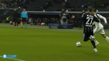 【蜗牛棋牌】直通16强!热刺2-0法兰克福 穆阿尼、索兰克建功西蒙斯进球被吹