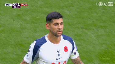 神剧本!曼联2-2读秒绝平热刺 里沙利松补时准绝杀德里赫特绝平