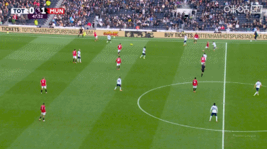 神剧本!曼联2-2读秒绝平热刺 里沙利松补时准绝杀德里赫特绝平