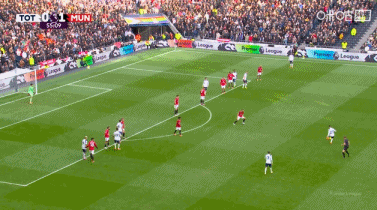 神剧本!曼联2-2读秒绝平热刺 里沙利松补时准绝杀德里赫特绝平