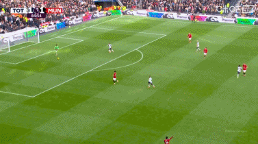 神剧本!曼联2-2读秒绝平热刺 里沙利松补时准绝杀德里赫特绝平