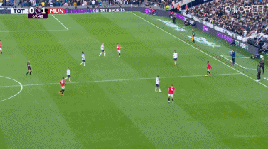 神剧本!曼联2-2读秒绝平热刺 里沙利松补时准绝杀德里赫特绝平