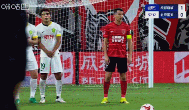 中超-蓉城2-0送国安2连败 德尔加多&莱切特破门 侯森7扑救难救主