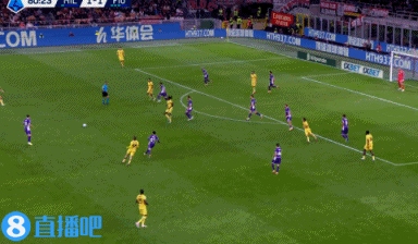 6轮不败登顶!AC米兰2-1逆转佛罗伦萨 莱奥梅开二度希门尼斯造点