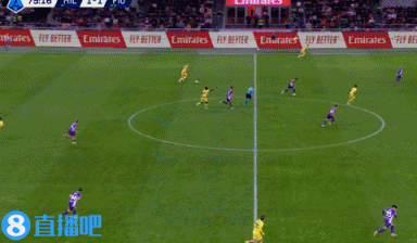 6轮不败登顶!AC米兰2-1逆转佛罗伦萨 莱奥梅开二度希门尼斯造点
