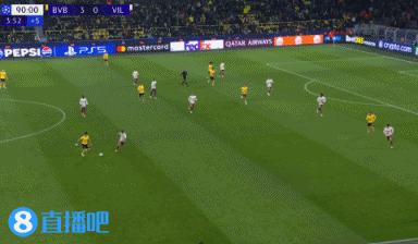 近四场首胜!多特4-0十人比利亚雷亚尔 吉拉西双响福伊特直红