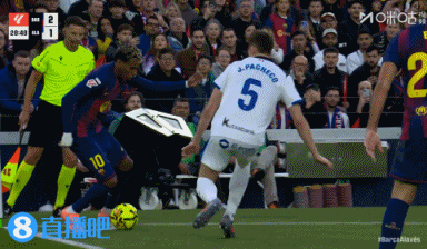 先赛登顶！巴萨3-1阿拉维斯联赛4连胜 亚马尔传射+中柱奥尔莫双响