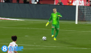 法甲-十人摩纳哥1-0终结大巴黎3连胜 南野拓实制胜科雷尔染红