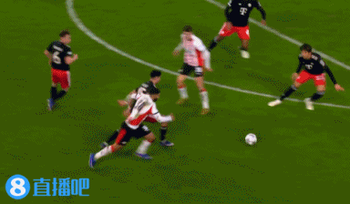 【蜗牛棋牌】直通16强!拜仁2-1埃因霍温 穆西亚拉凯恩破门伦纳特·卡尔助攻