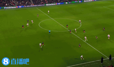 【蜗牛棋牌】直通16强!拜仁2-1埃因霍温 穆西亚拉凯恩破门伦纳特·卡尔助攻