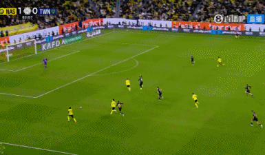 3连胜！利雅得胜利1-0布赖代合作距榜首5分 C罗中框马内造乌龙