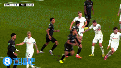 曼城3-1逆转斯旺西进八强 多库马尔穆什破门谢尔基传射+中柱