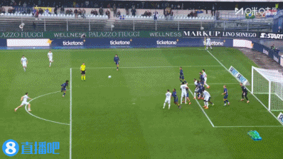 93分钟绝杀!国米2-1维罗纳距榜首1分 巴雷拉造乌龙泽林斯基破门