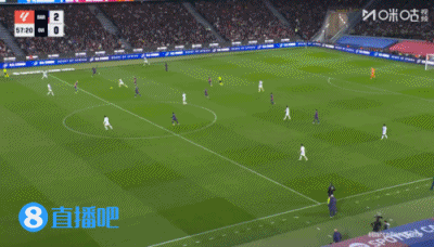 拉菲尼亚进球瞬间