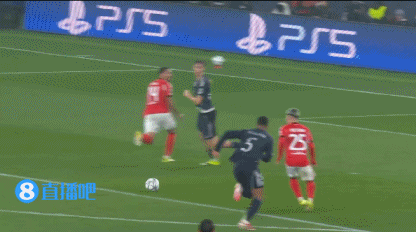 皇马2-4本菲卡排第9无缘直通 本菲卡第24极限晋级 门将特鲁宾绝杀