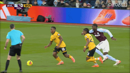 英超-维拉1-0狼队3连胜暂升第三&狼队7连败 卡马拉世界波制胜