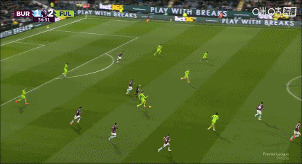 富勒姆3-2送伯恩利英超7连败 哈里威尔逊2传1射史密斯罗破门