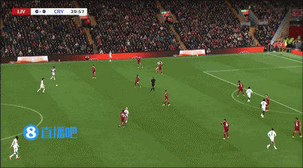 近7场6负!利物浦大轮换0-3水晶宫联赛杯出局 萨尔双响